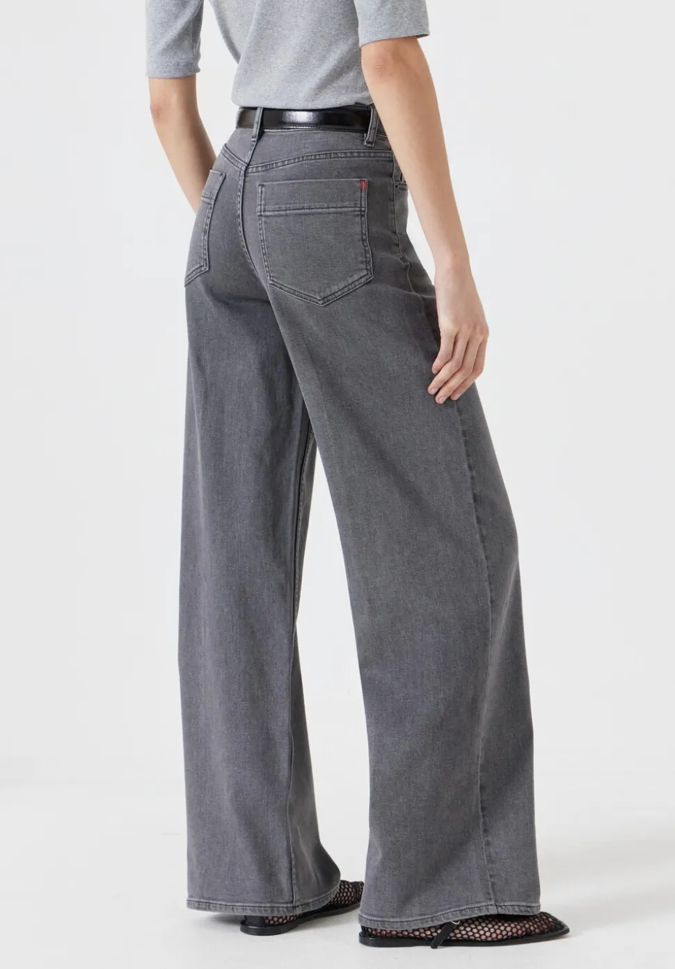 Nessa Wide Leg Jeans