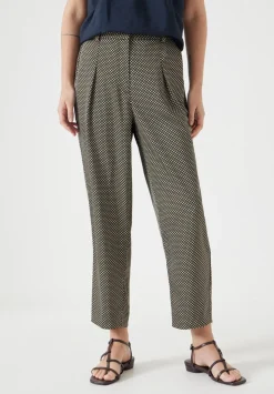 Printed Tapered Trousers