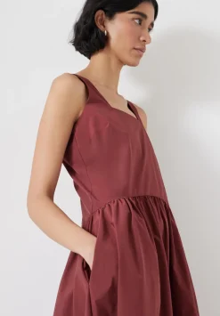 Romi Technical Sleeveless Midi Ballerina Dress