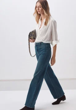 Rowan Welt Pocket Flared Jeans