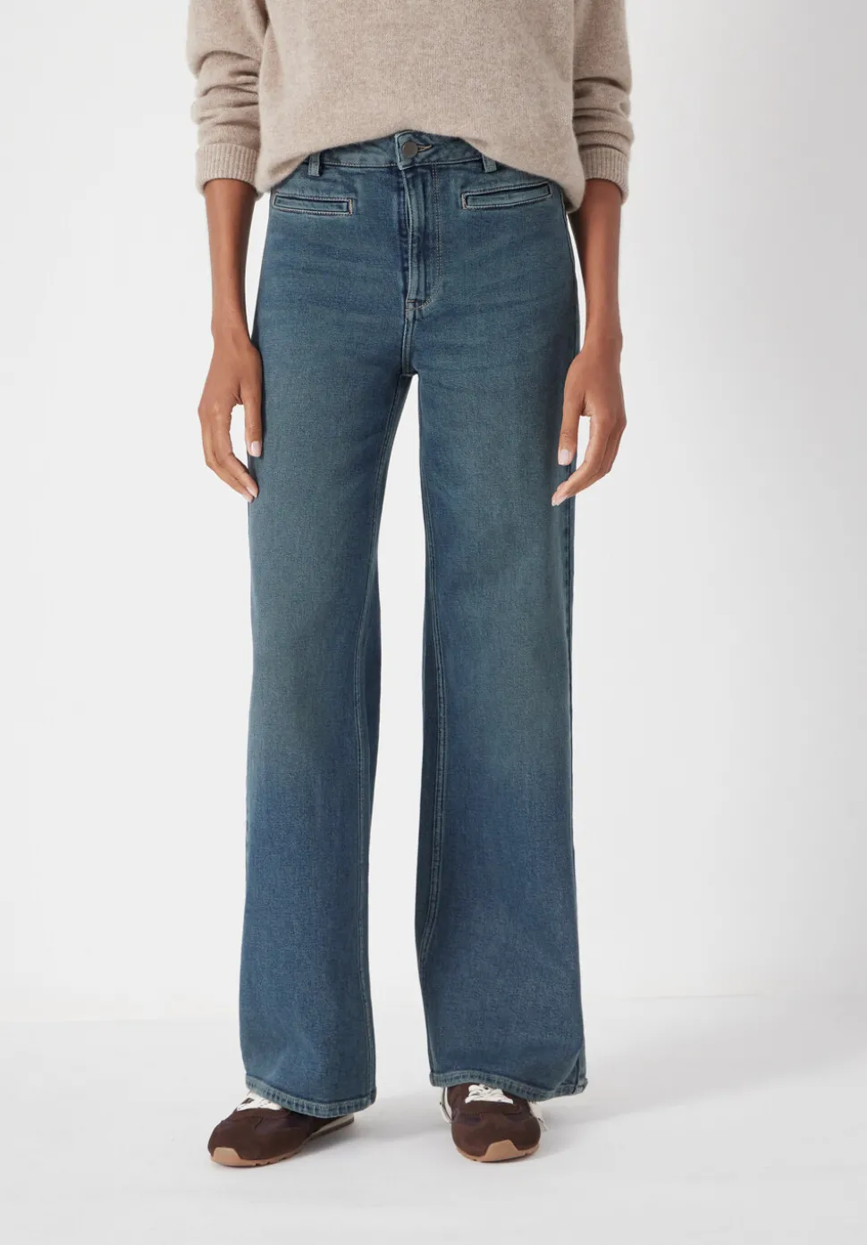 Rowan Welt Pocket Flared Jeans