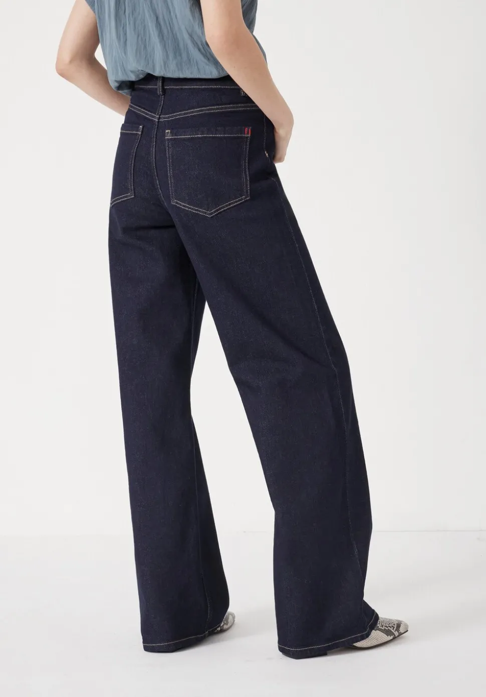 Rowan Welt Pocket Flared Jeans