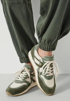 Rylee Retro Trainer