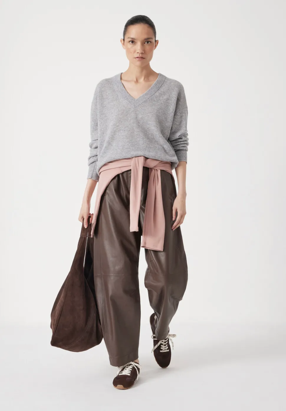 Scarlett Cashmere V Neck Jumper