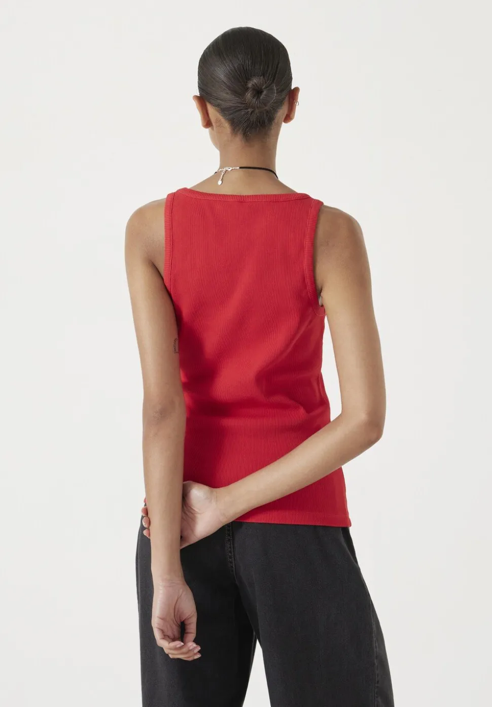 Scoop Neck Vest