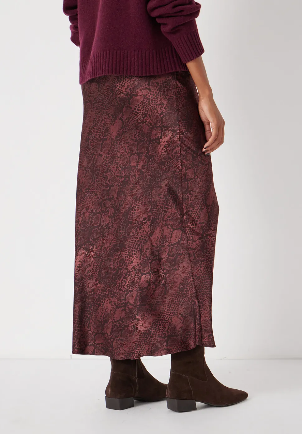 Simone Slinky Skirt