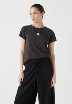 Slim Fit Slub Cotton Crew Neck T-Shirt