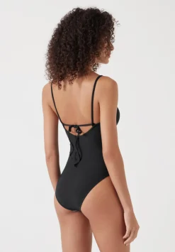 Square Neck Texture Swimsuit