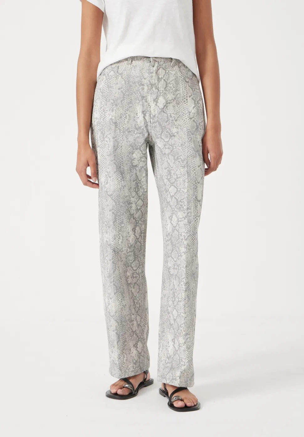 Straight Leg Printed Jeans