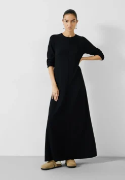Talen Long Sleeved Knitted Maxi Dress