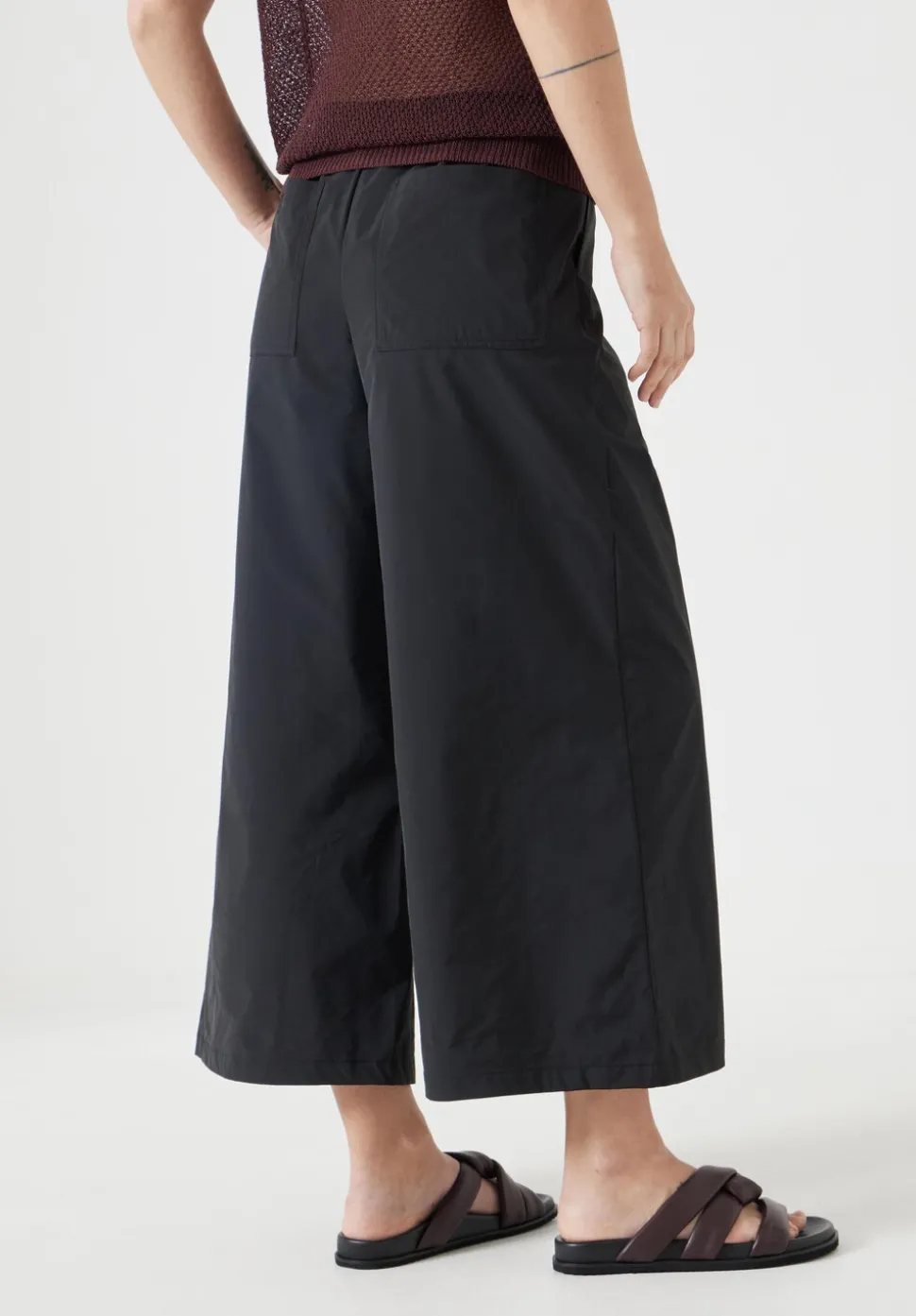 Technical Melissa Wide Leg Cropped Trousers