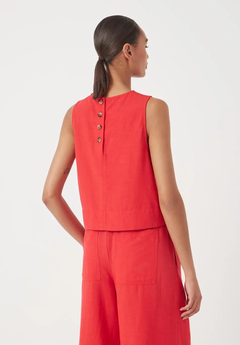 Vera Linen Blend Shell Top