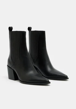 Western Leather Chelsea Boots